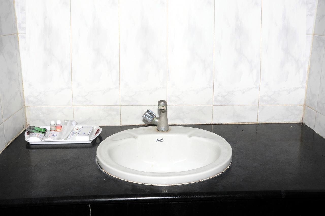Hotel Annamalai Tiruchirappalli Bagian luar foto